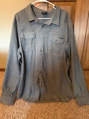 Oakley Men's Casual Button-Down Shirt in Gray